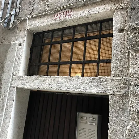 Calle Annunziata Apartman