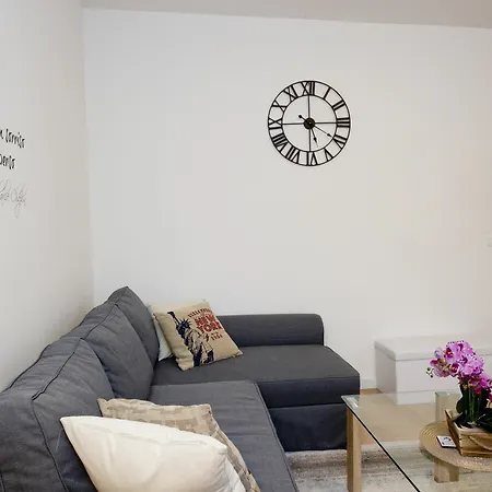Calle Annunziata Apartman *
